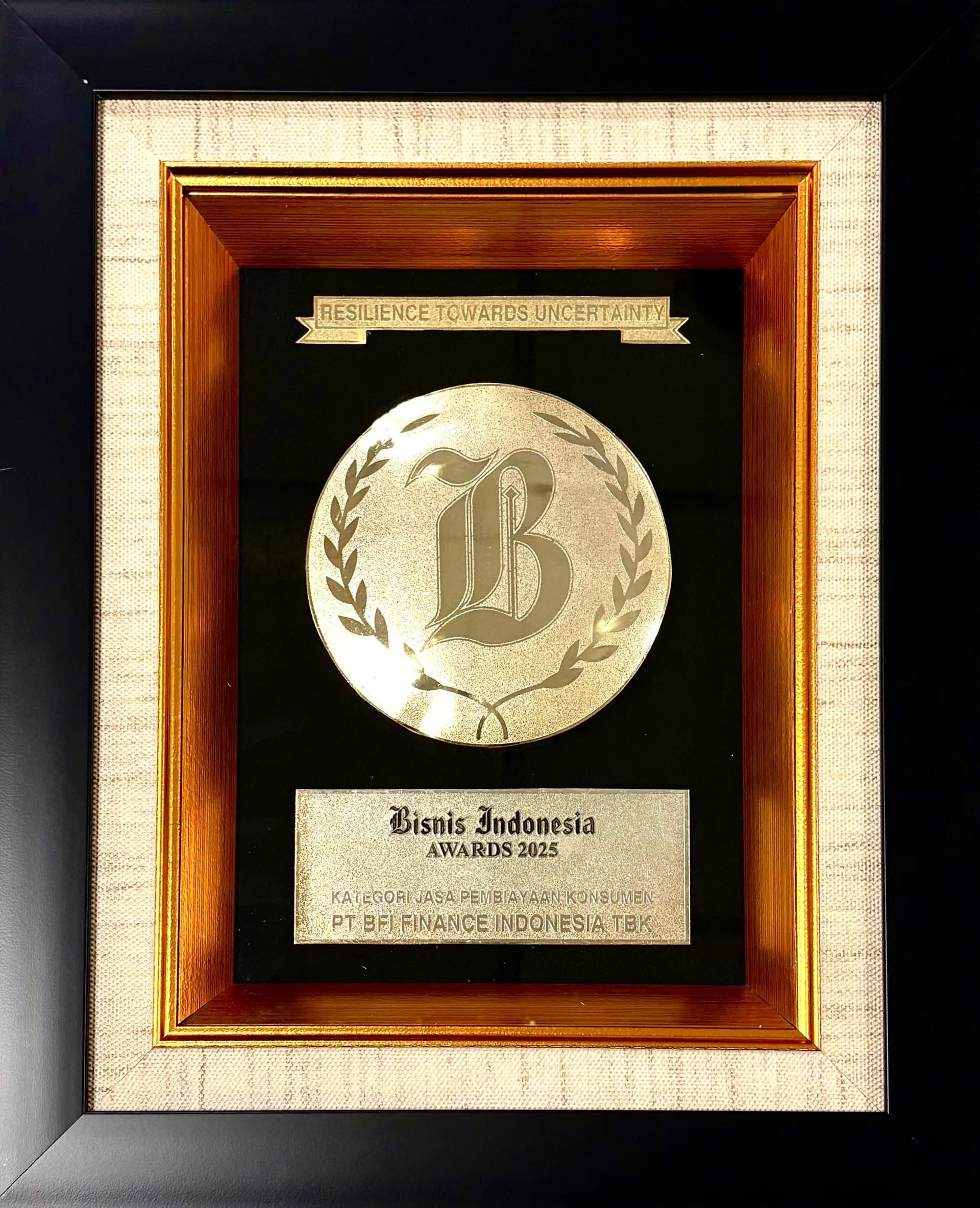 BFI Finance Deemed Excellent in Consumer Financing Services at the Bisnis Indonesia Awards 2025