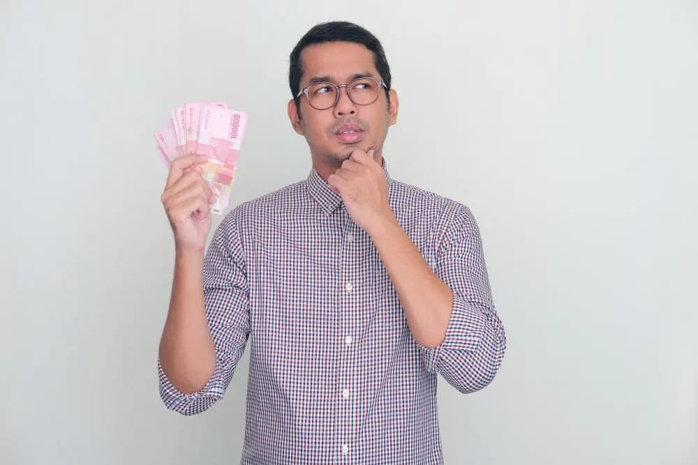 Skema Ponzi Adalah: Pengertian, Ciri-Ciri, dan Cara Menghindarinya